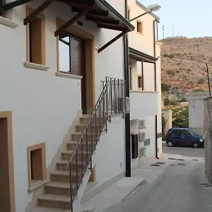 https://petali-di-rosa.sicilyhotelsitaly.net
